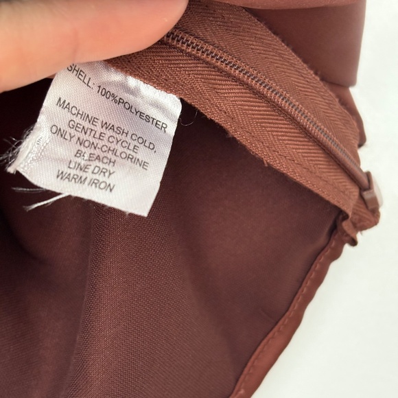 House of Harlow 1960 brown satin knotted top - Picture 5 of 6